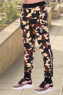 ����� ����