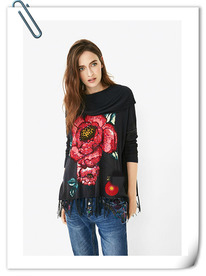  Desigual,  