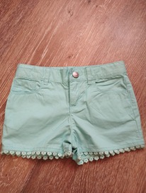  Gymboree