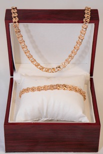 ����� ����+�������  