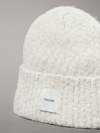 CK Weiche Bouclé-Beanie  lily white