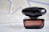 Versace Crystal Noir ������ 35% �� 28.02.