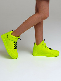 PlayToday    12421317