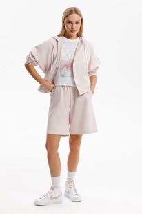 27.03  Very Neat ����� ��� ��� 4152/������� �������