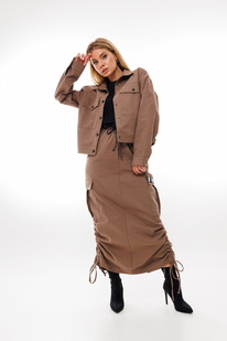 ������ AmberA 2046 ����