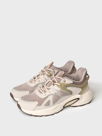 06.04  PlayToday ����������� ������� 12666725