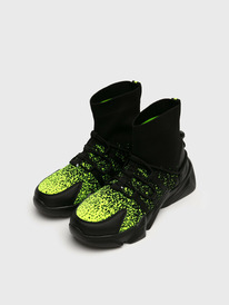 22.04 PlayToday ������� ��� ��������� 12511717