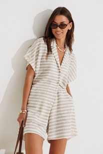 ������ LYUSHe 4415 �������